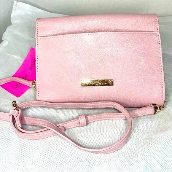 Betsey Johnson Pink Crossbody with Gold Skull Accents - Picture 5 of 7